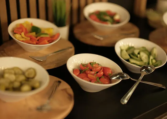 The - & House מלון דירות פרנקפורט