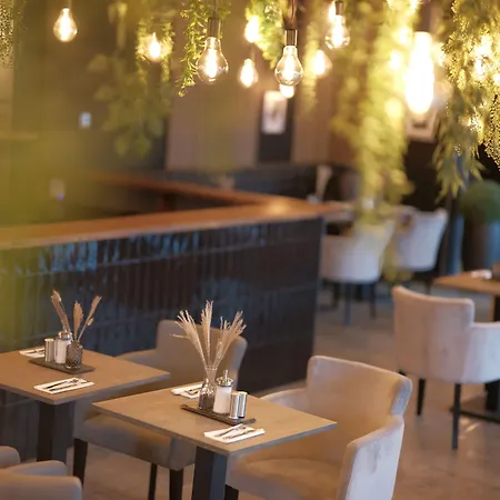 Appart hôtel The - & House 4*