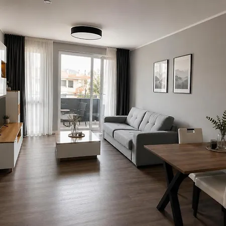 The - & House Aparthotel 4*