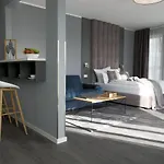 Lägenhetshotell The - & House Frankfurt am Main