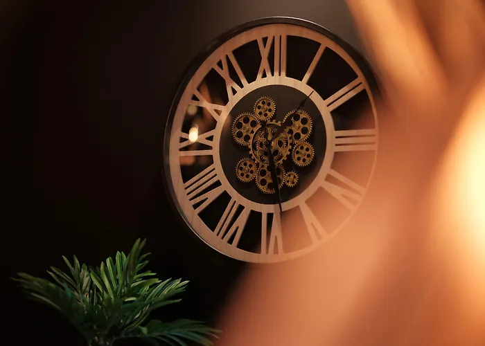 The - & House 아파트호텔