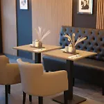 The - & House Ξενοδοχείο με διαμερίσματα Φραγκφούρτη