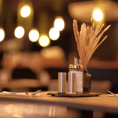 The - & House Frankfurt am Main