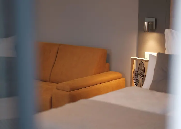 The - & House Hotel apartamentowy 4*